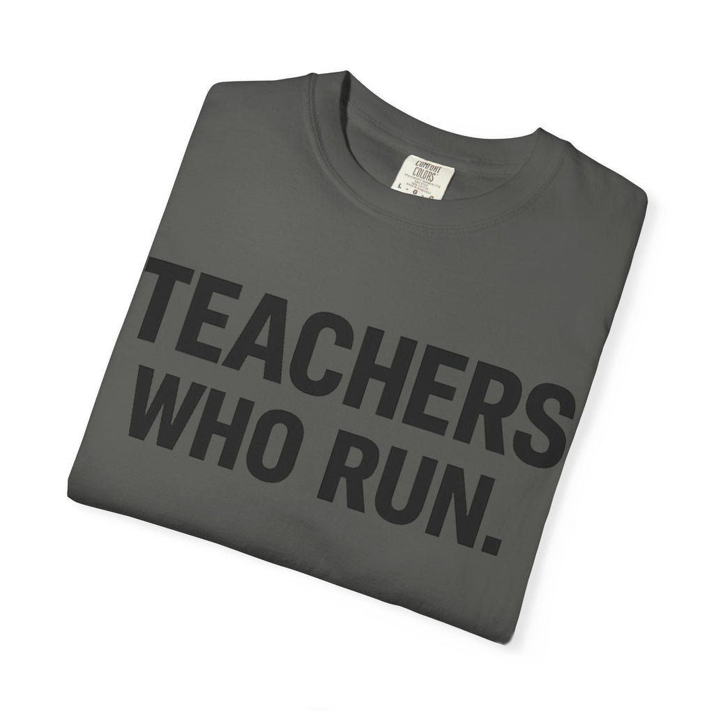 TEACHER / RUNNER  T